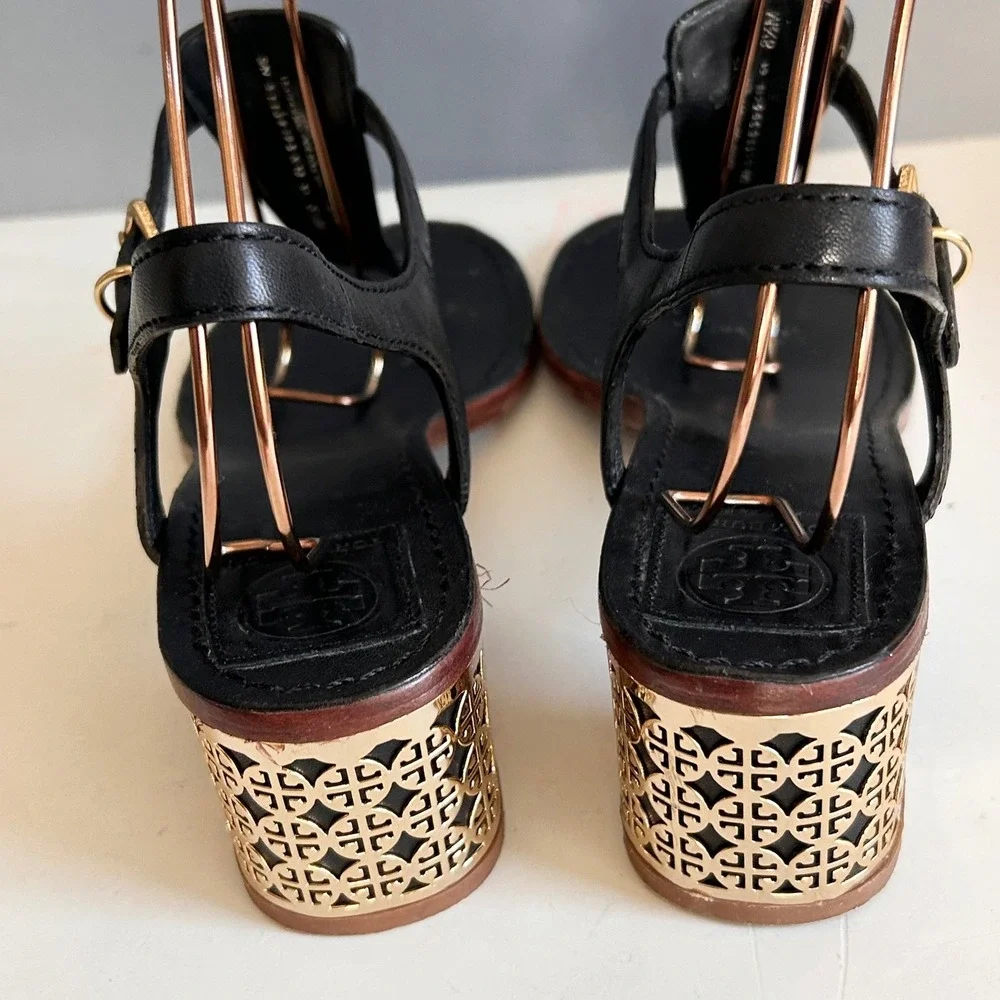 Tory Burch Sandals Size 8.5 Audra Black Leather T-Strap Thong Gold Logo Heel